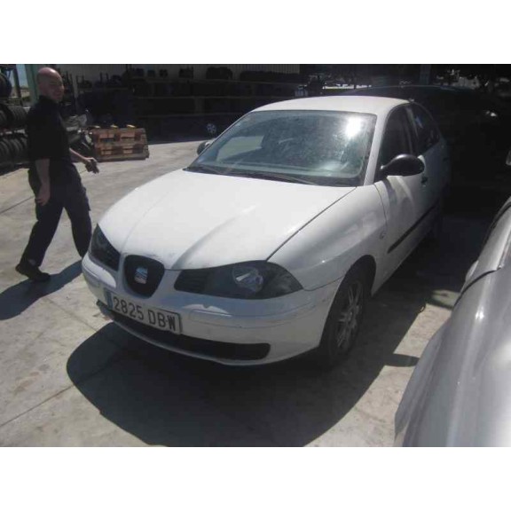 seat ibiza (6l1) del año 2004