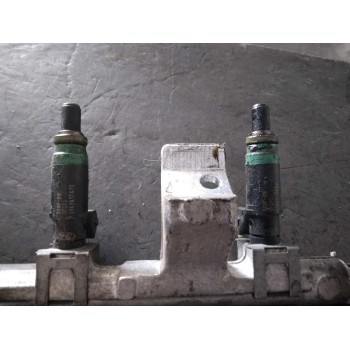 Recambio de rampa inyectora para ford focus berlina (cap) ghia referencia OEM IAM   
