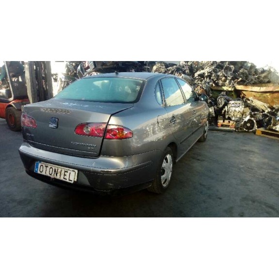 seat cordoba berlina (6l2) del año 2003