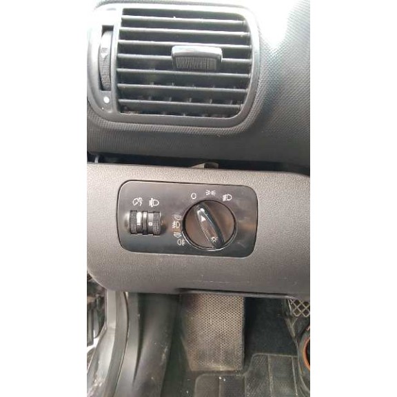 seat toledo (1m2) del año 2003