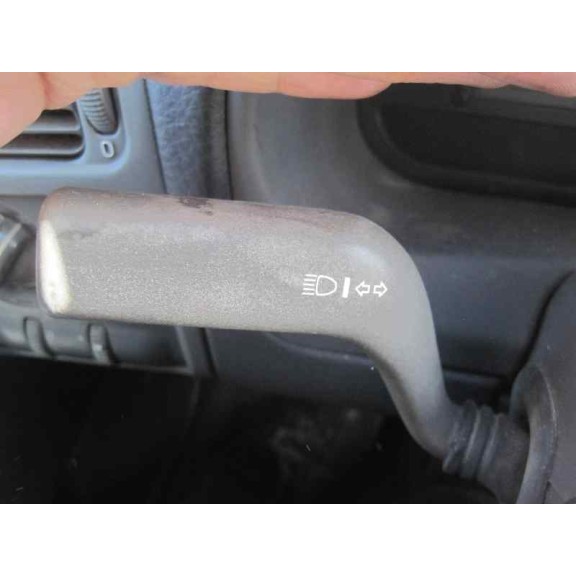 volvo s40 berlina del año 1997