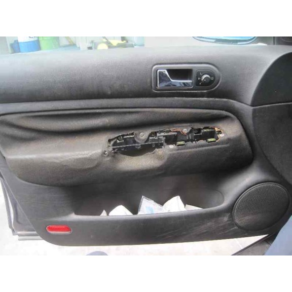 volkswagen golf iv berlina (1j1) del año 1999