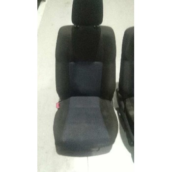 Recambio de juego asientos completo para toyota auris 1.4 turbodiesel cat referencia OEM IAM  MANUAL 5P