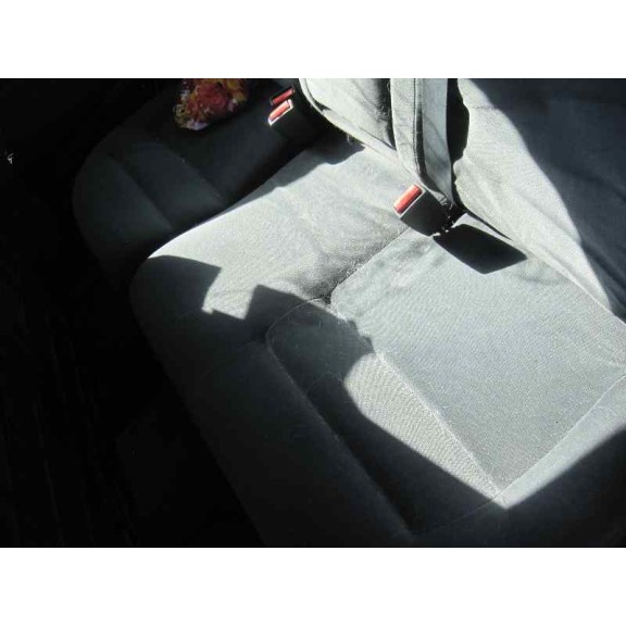 volvo s40 berlina del año 1997