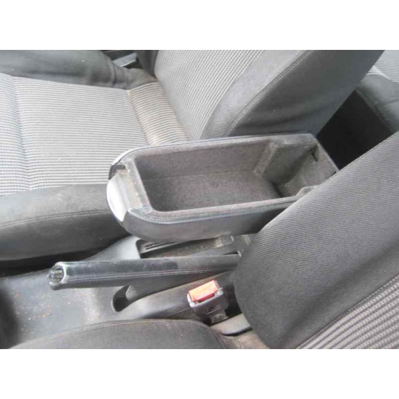 volkswagen golf iv berlina (1j1) del año 1999