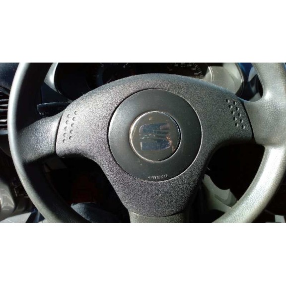 seat cordoba berlina (6l2) del año 2003