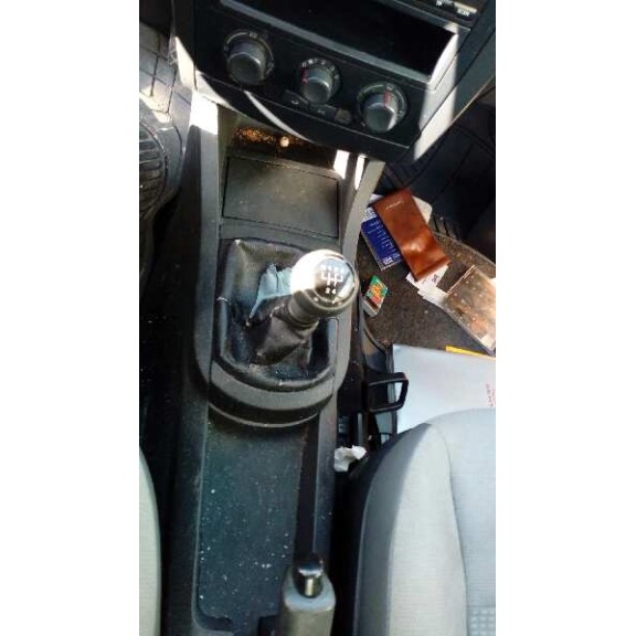 seat cordoba berlina (6l2) del año 2003