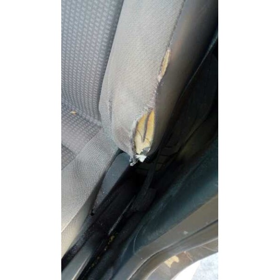 seat cordoba berlina (6l2) del año 2003