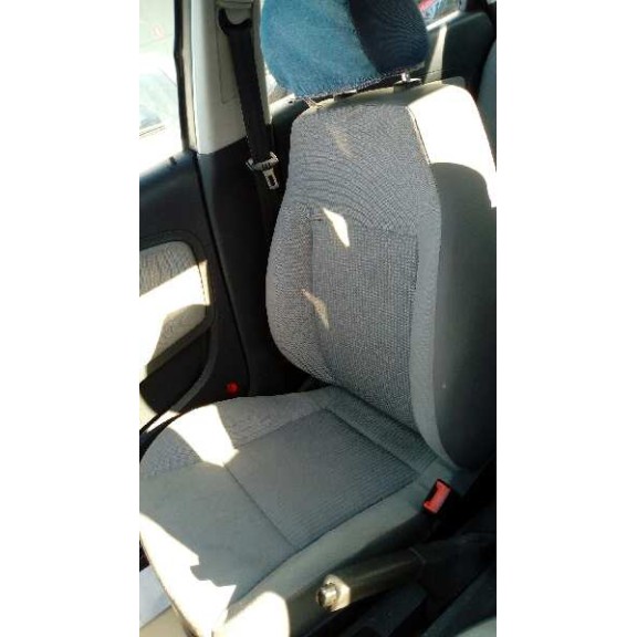 seat cordoba berlina (6l2) del año 2003