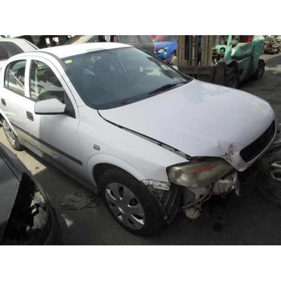 opel astra g berlina del año 2003