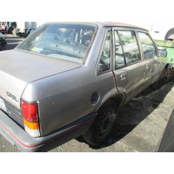 opel corsa a del año 1992