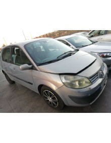 renault scenic ii del año 2004