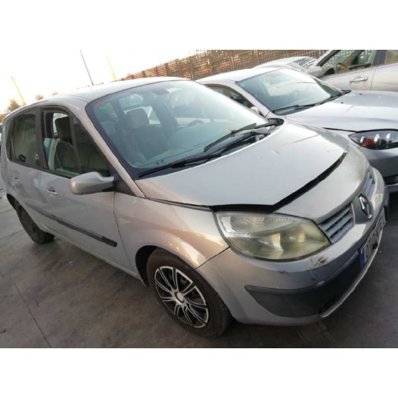 renault scenic ii del año 2004