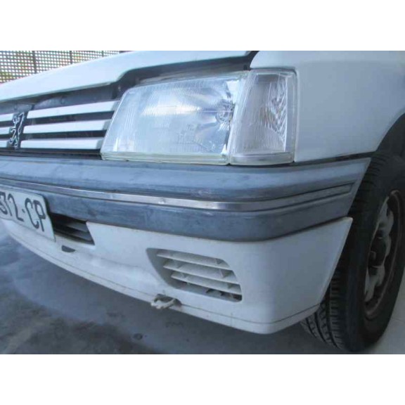 peugeot 205 berlina del año 1994