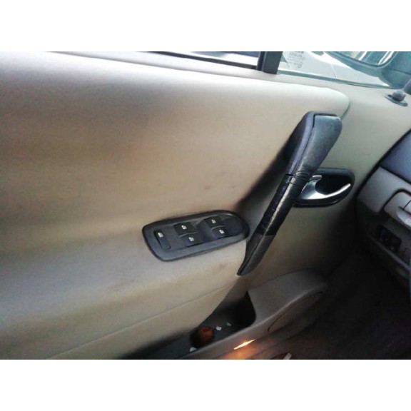 renault scenic ii del año 2004