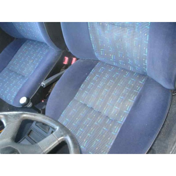 peugeot 205 berlina del año 1994