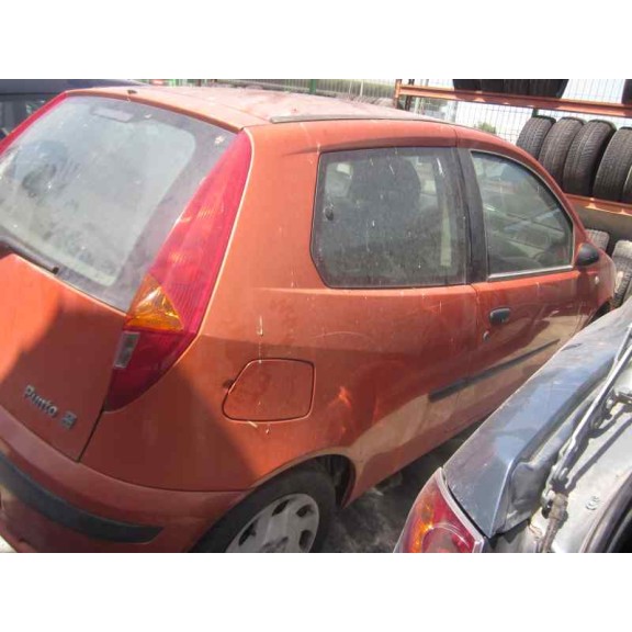 fiat punto berlina (188) del año 2000