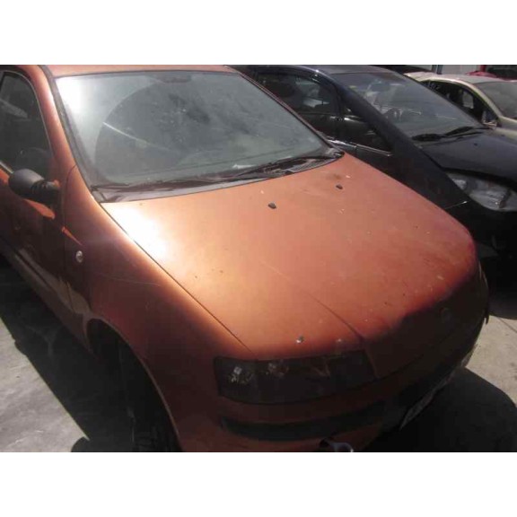 fiat punto berlina (188) del año 2000