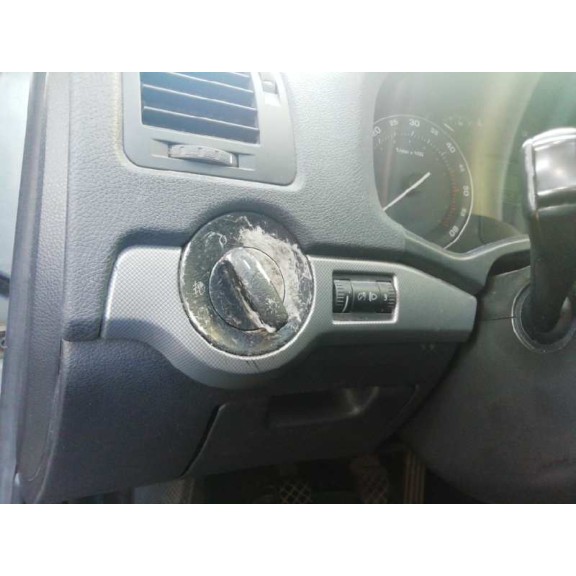 skoda octavia berlina (1z3) del año 2005