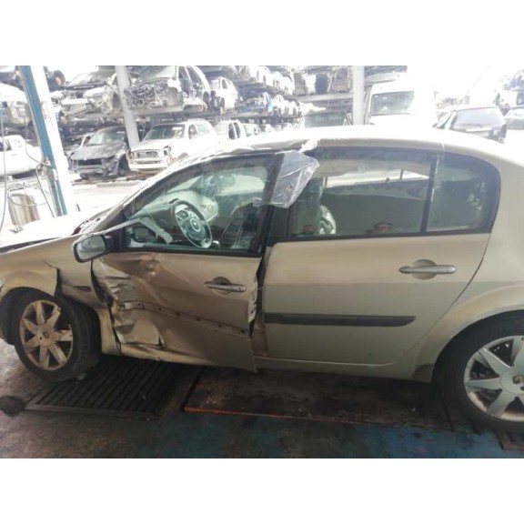 renault megane ii classic berlina del año 2008