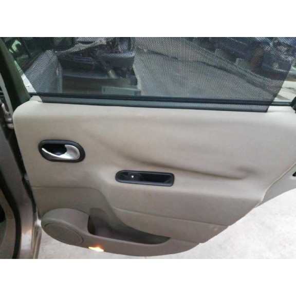 renault scenic ii del año 2004