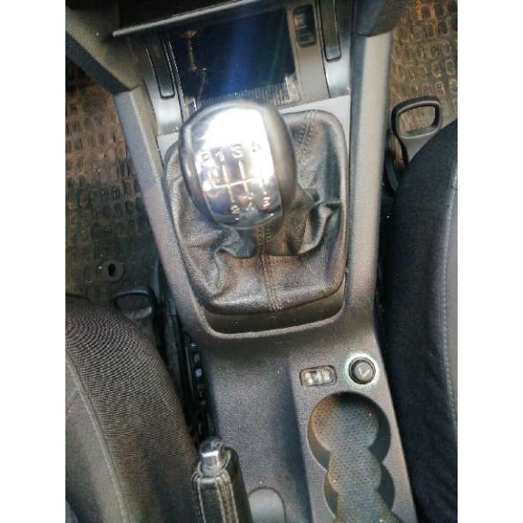 skoda octavia berlina (1z3) del año 2005