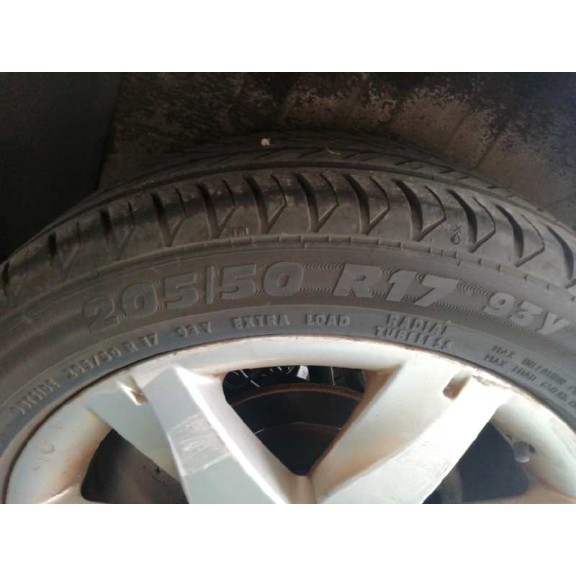 renault megane ii classic berlina del año 2008