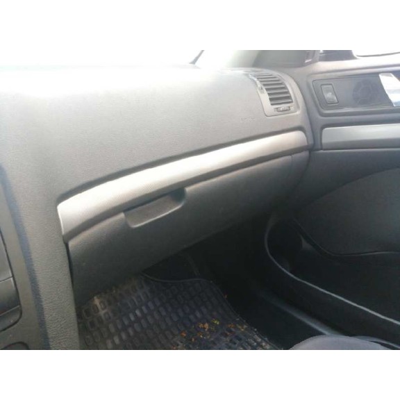 skoda octavia berlina (1z3) del año 2005