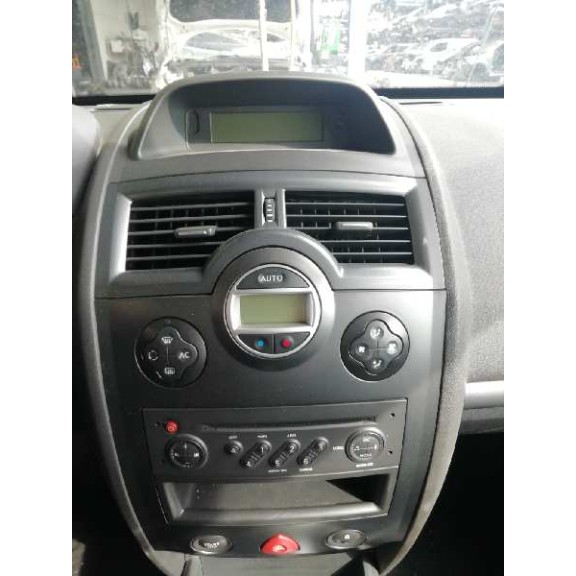 renault megane ii classic berlina del año 2008