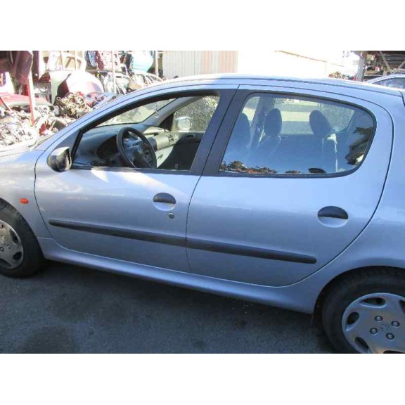 peugeot 206 berlina del año 1999
