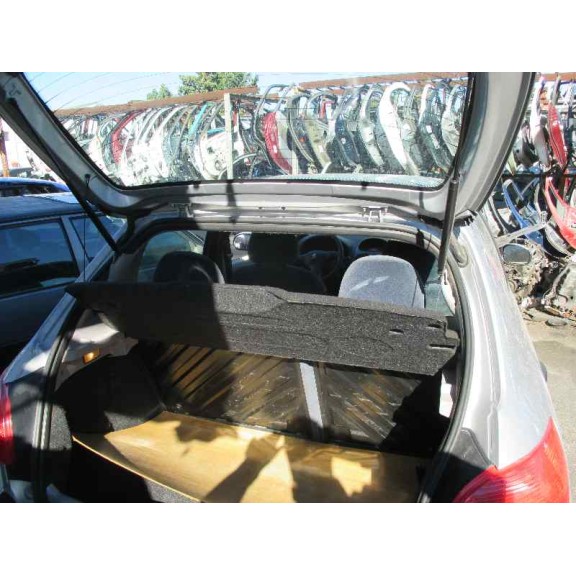 peugeot 206 berlina del año 1999