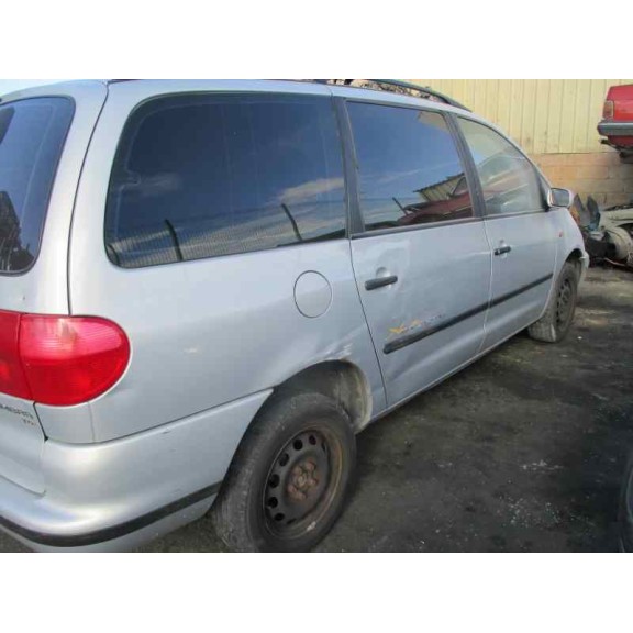 seat alhambra (7v8) del año 2000