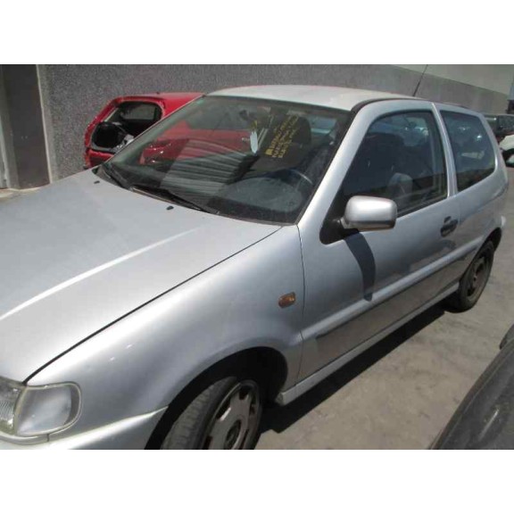 volkswagen polo berlina (6n1) del año 1999