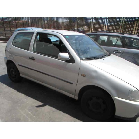 volkswagen polo berlina (6n1) del año 1999