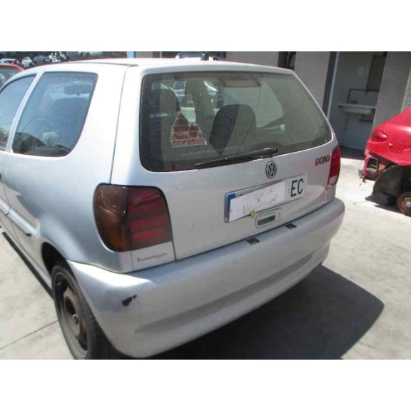 volkswagen polo berlina (6n1) del año 1999