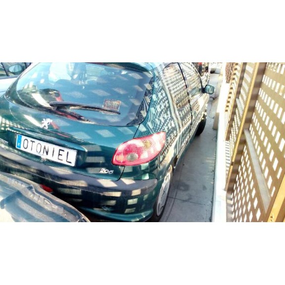peugeot 206 berlina del año 2004