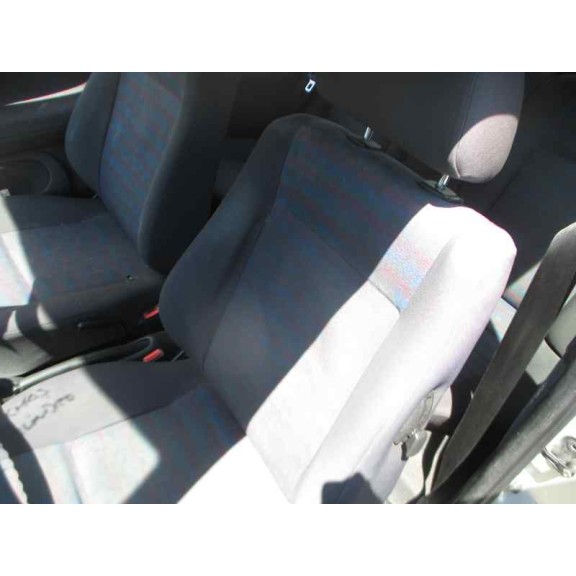 volkswagen polo berlina (6n1) del año 1999