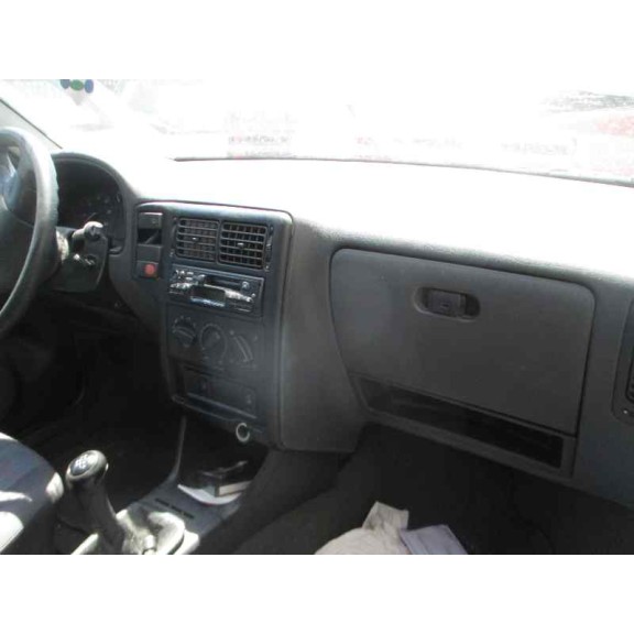 volkswagen polo berlina (6n1) del año 1999