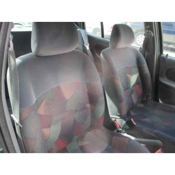 renault clio ii fase i (b/cbo) del año 2001