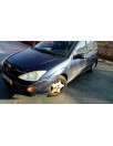 ford focus berlina (cak) del año 2000