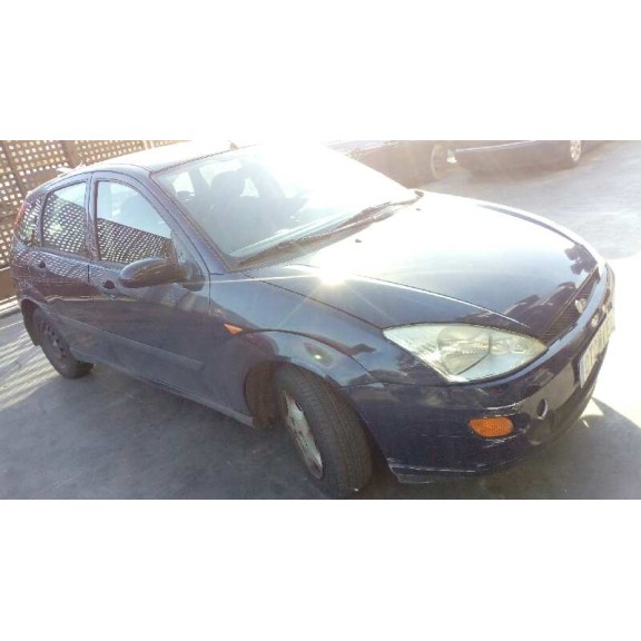 ford focus berlina (cak) del año 2000