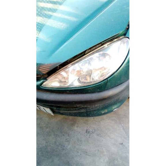 peugeot 206 berlina del año 2004