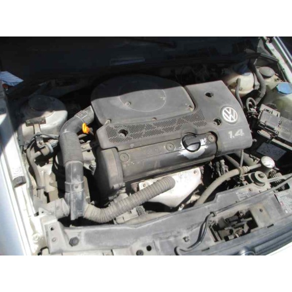 volkswagen polo berlina (6n1) del año 1999