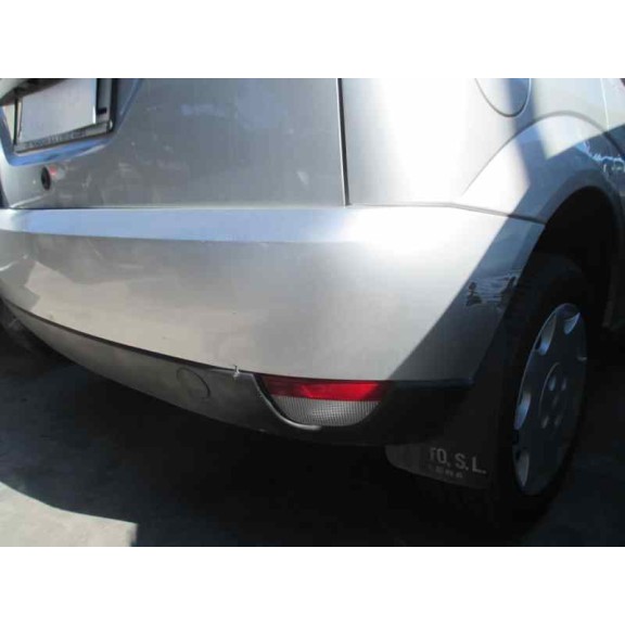 ford focus berlina (cak) del año 2000