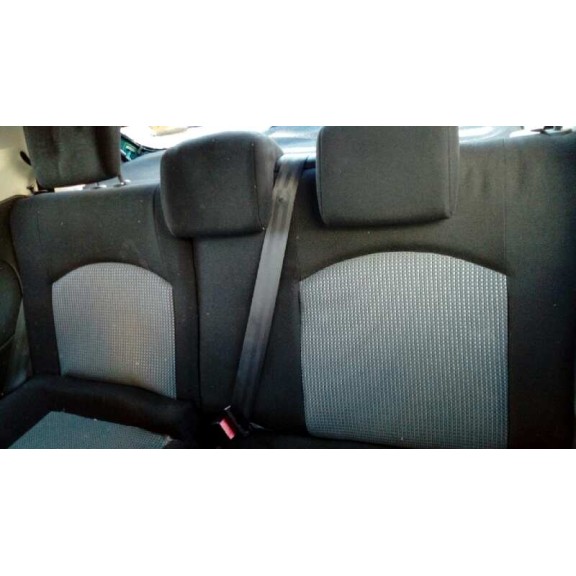 peugeot 206 berlina del año 2004