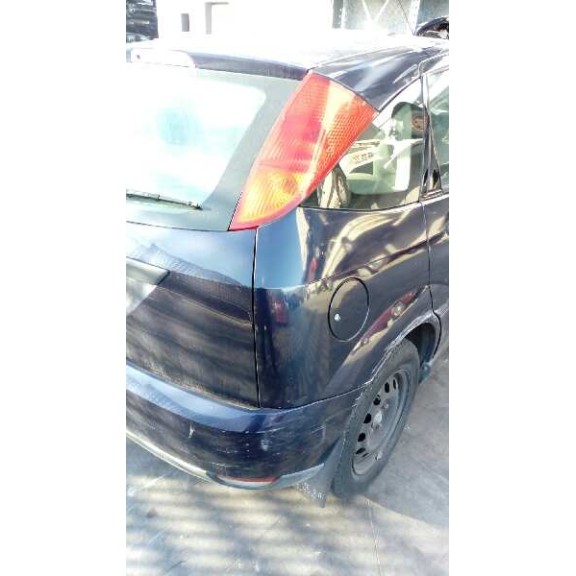 ford focus berlina (cak) del año 2000