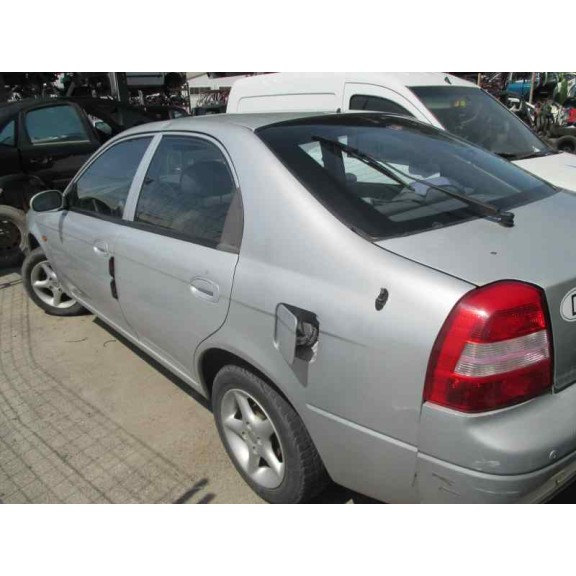 kia shuma ii del año 2001