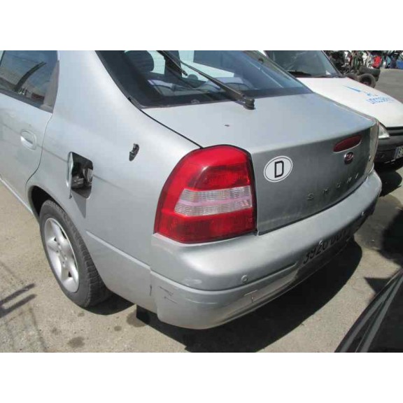 kia shuma ii del año 2001