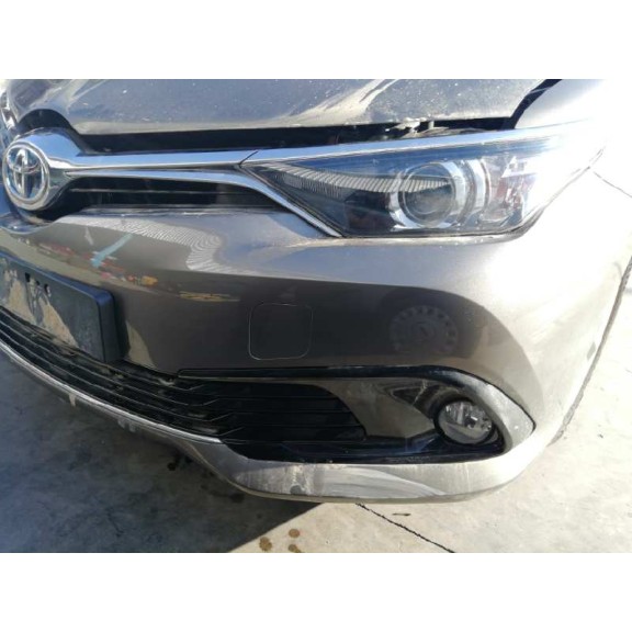 toyota auris del año 2018