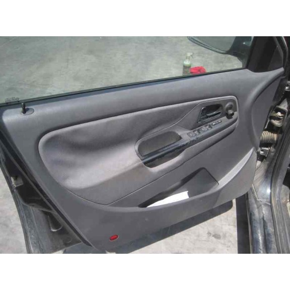 seat ibiza (6k1) del año 2001